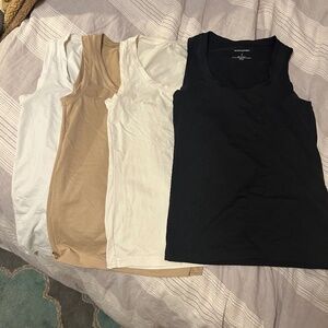 Banana Republic Tank Tops Bundle of Four S